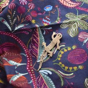 Rhinestone Chameleon Brooche